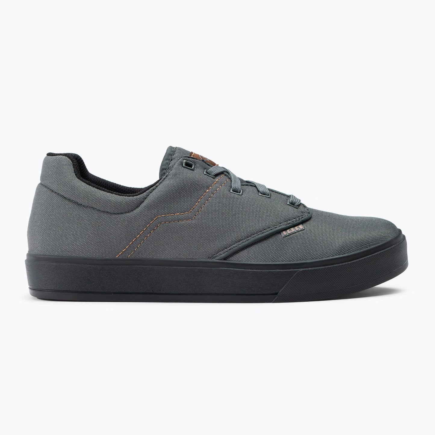 Shoes Ion Seek