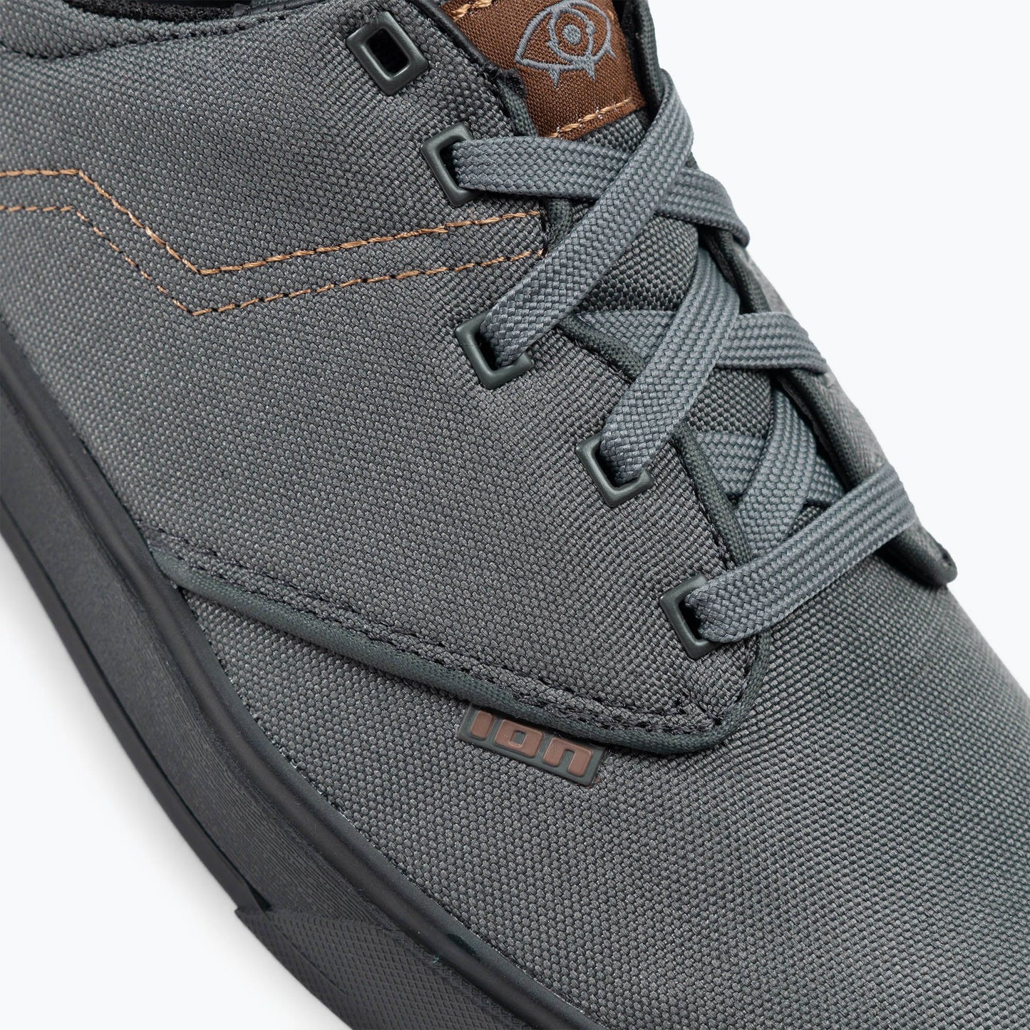 Shoes Ion Seek