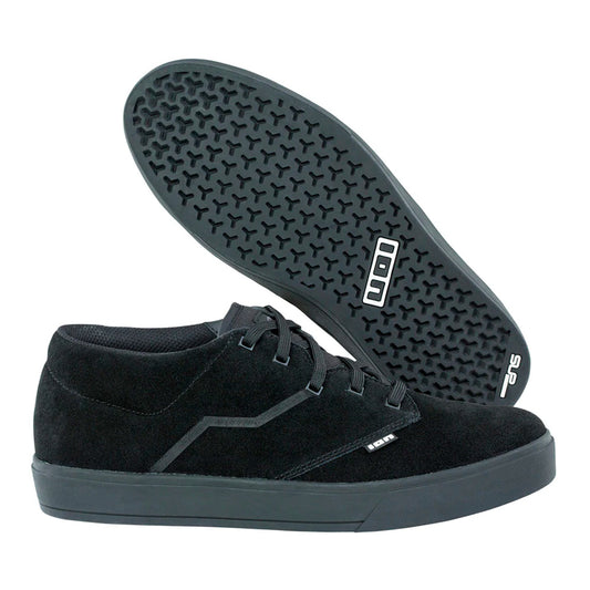 Shoes Ion Seek AMP